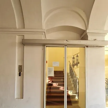 Lovely Center Apartment Apartment